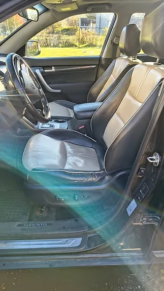 Kia Sorento 2010 photo 4