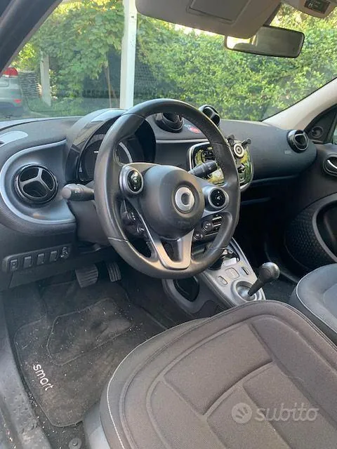 Smart Forfour 2016 photo 5