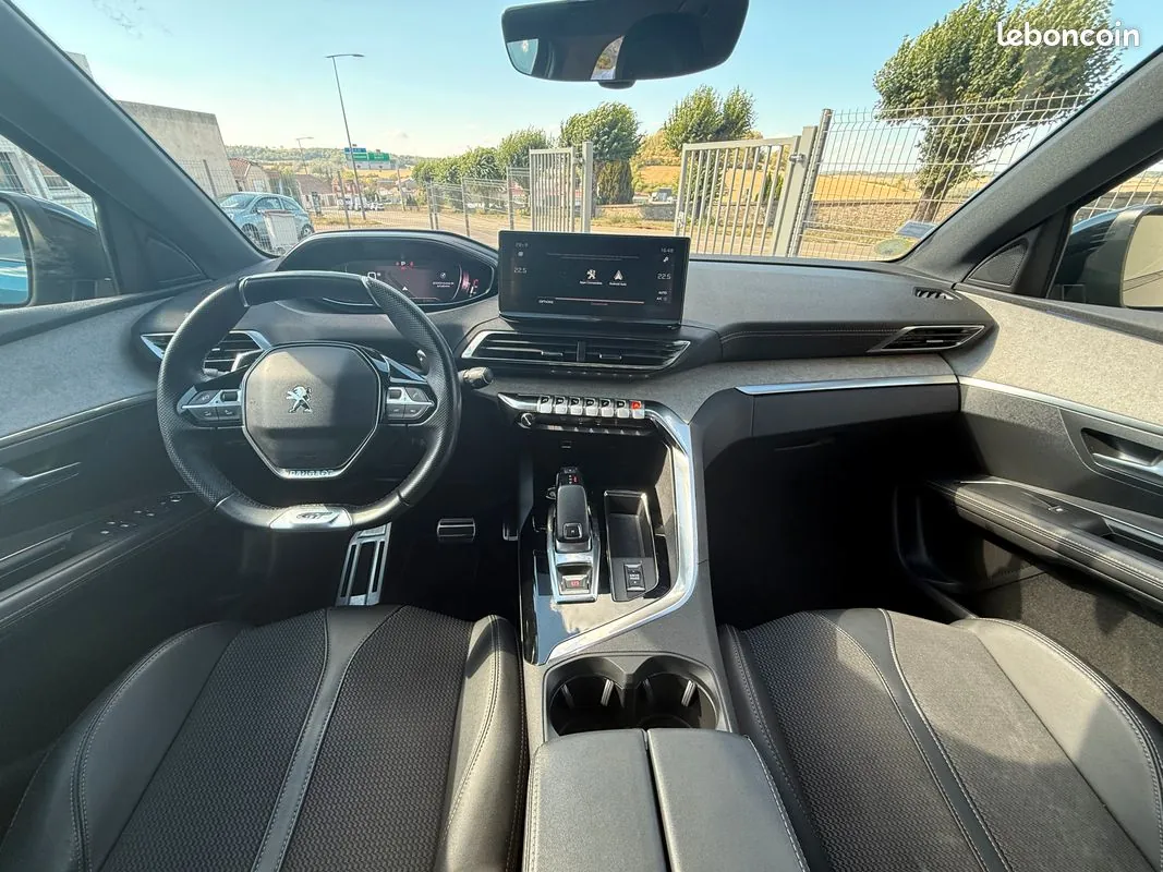 Peugeot 3008 2021 photo 3