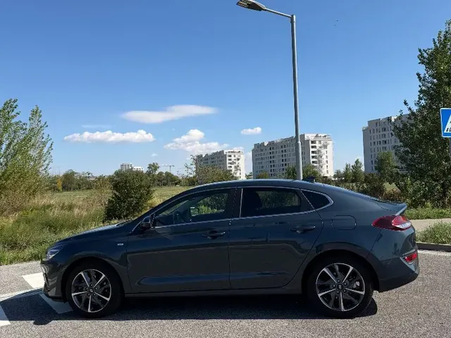 Hyundai I30 2022 photo 3