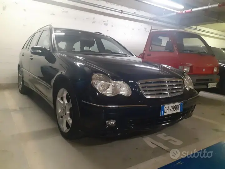 Mercedes-Benz C-Class 2007 photo 3