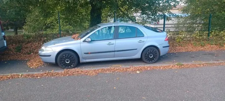 Renault Laguna