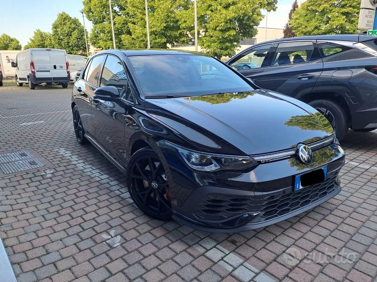 Volkswagen Golf 2022 photo 2