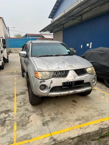 Mitsubishi Triton