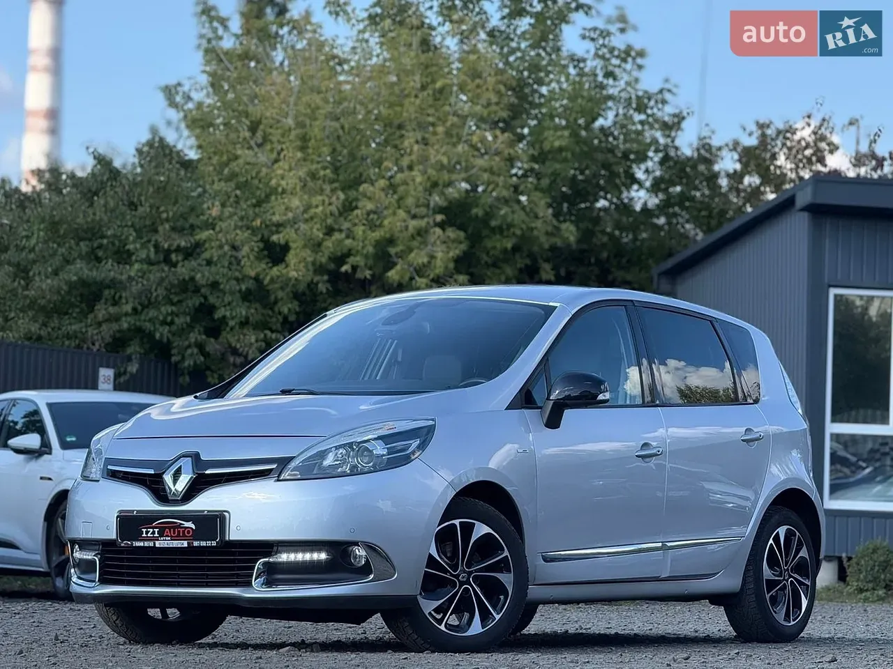 Renault Scenic 2015 photo 4