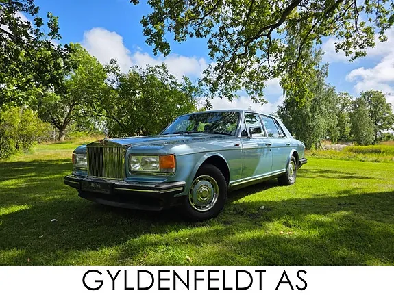 Rolls-Royce Silver Spirit