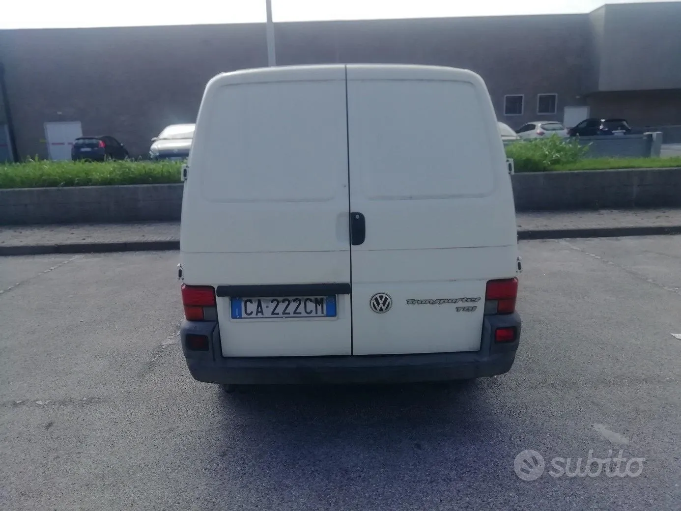 Volkswagen Transporter 2002 photo 2