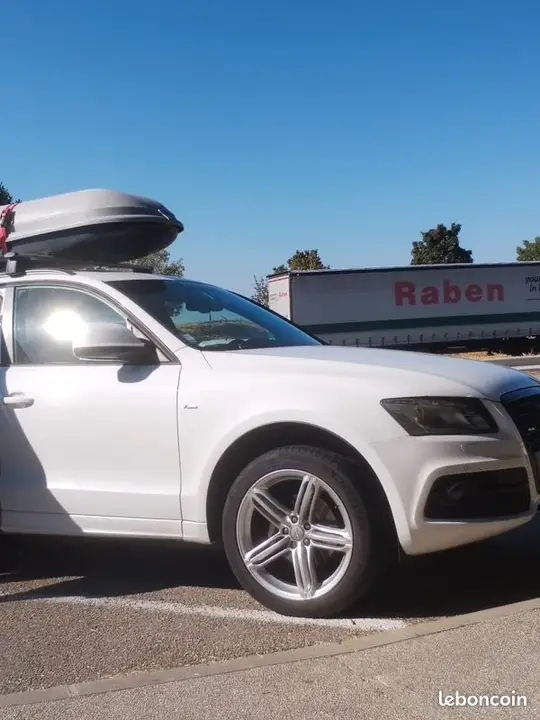 Audi Q5 2011 photo 2