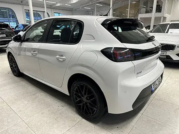 Peugeot 208 2021 photo 4