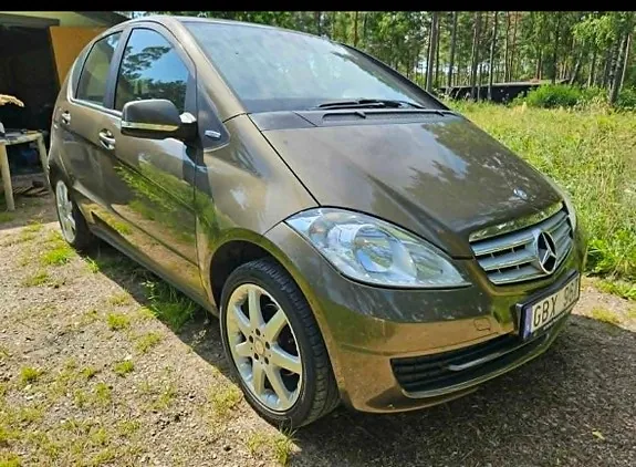 Mercedes-Benz A160 2012 photo 3