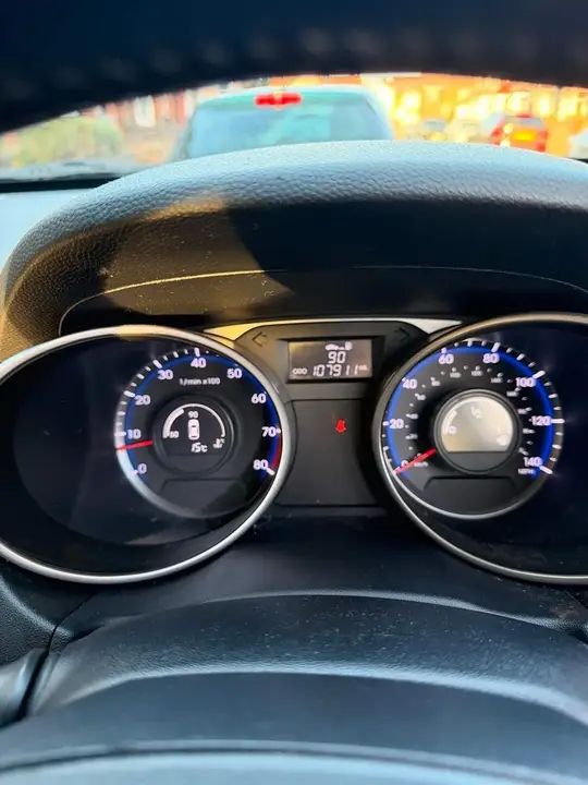 Hyundai Ix35 2013 photo 2