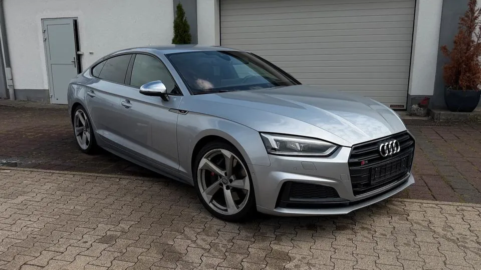 Audi S5