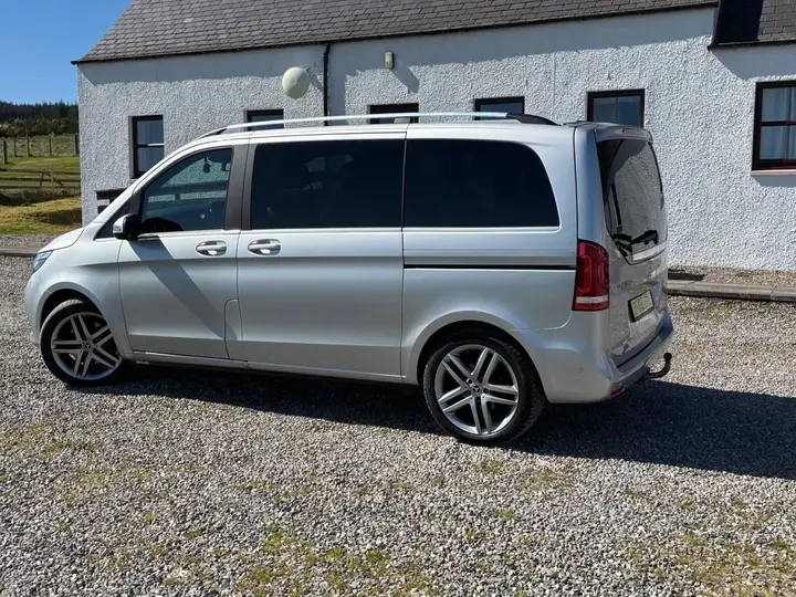 Mercedes-Benz V-Class 2016 photo 3