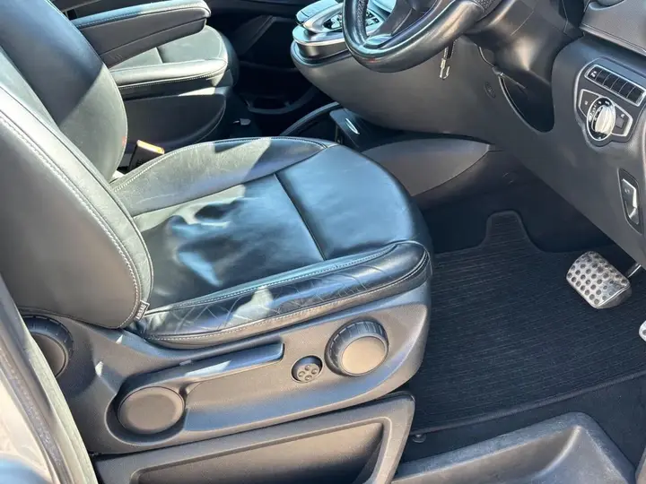Mercedes-Benz V-Class 2016 photo 5