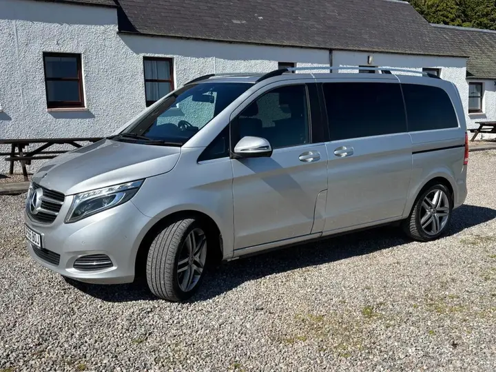 Mercedes-Benz V-Class 2016 photo 2