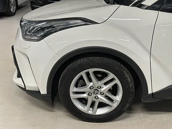 Toyota C-Hr 2023 photo 3