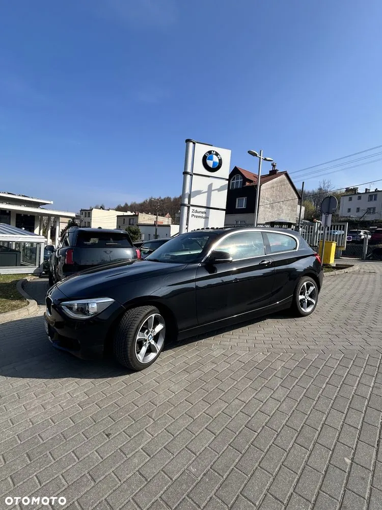BMW 118I 2013 photo 2
