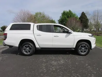 Mitsubishi Triton 2023 photo 5
