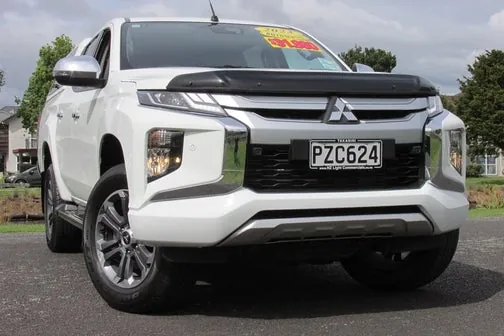 Mitsubishi Triton