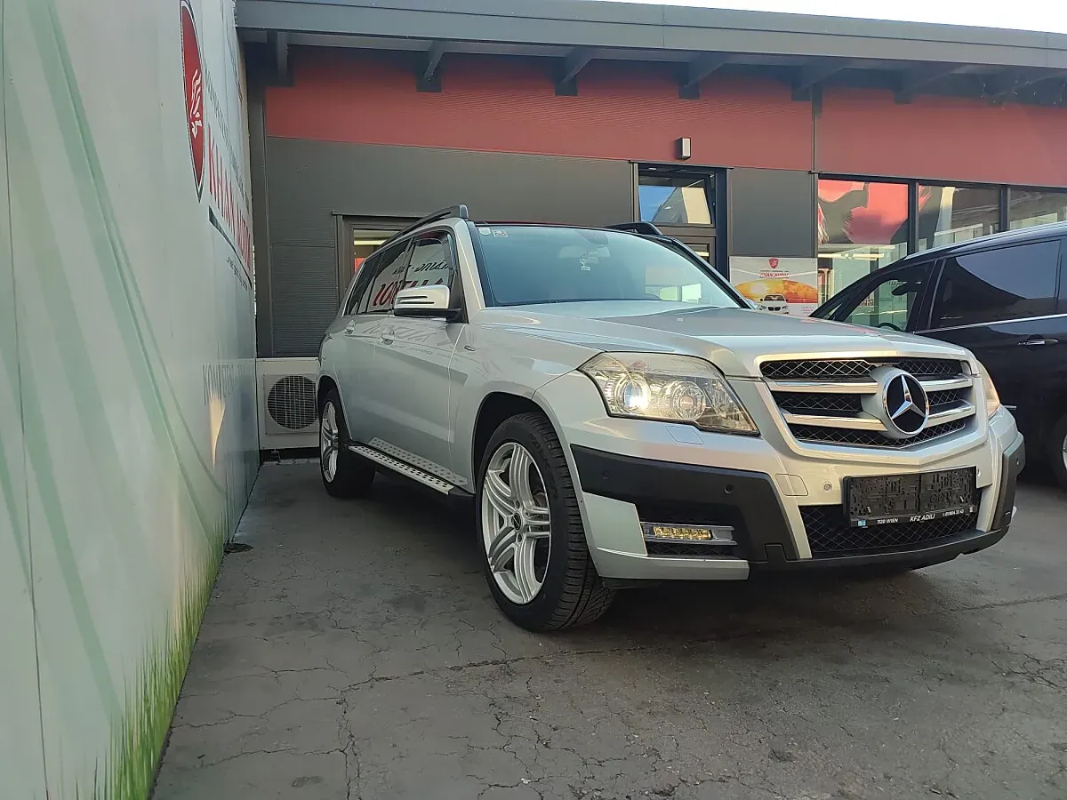 Mercedes-Benz Glk Class 2011 photo 3