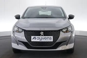 Peugeot 208 2023 photo 2