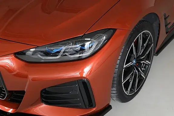 BMW I4 2023 photo 5