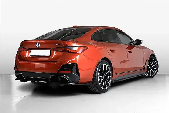 BMW I4 2023 photo 4