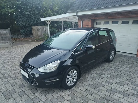 Ford S-Max 2014 photo 2