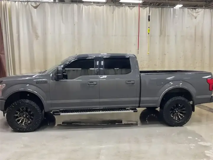 Ford F-150 2020 photo 2