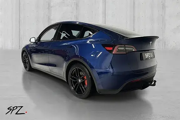 Tesla Model Y 2023 photo 5