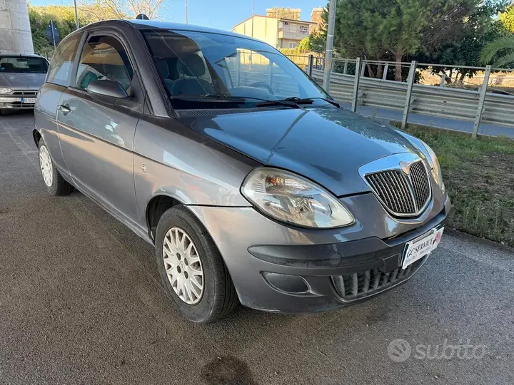 Lancia Ypsilon 2005 photo 2