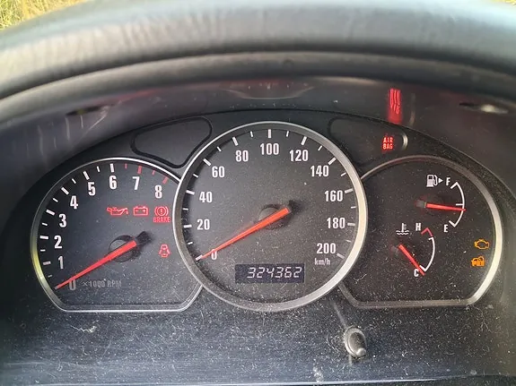 Suzuki Grand Vitara 2003 photo 2