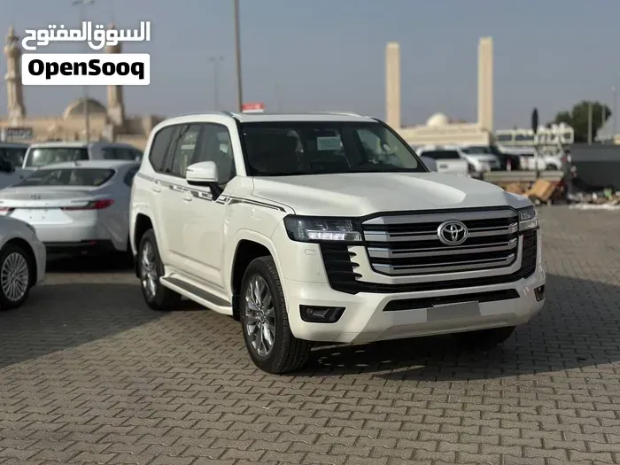 Toyota Land Cruiser 2026 photo 3