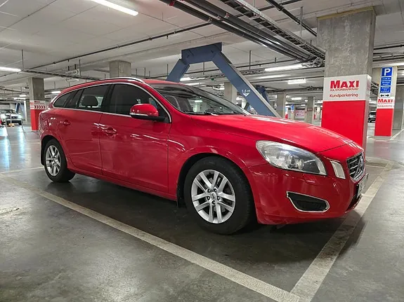 Volvo V60 2011 photo 2