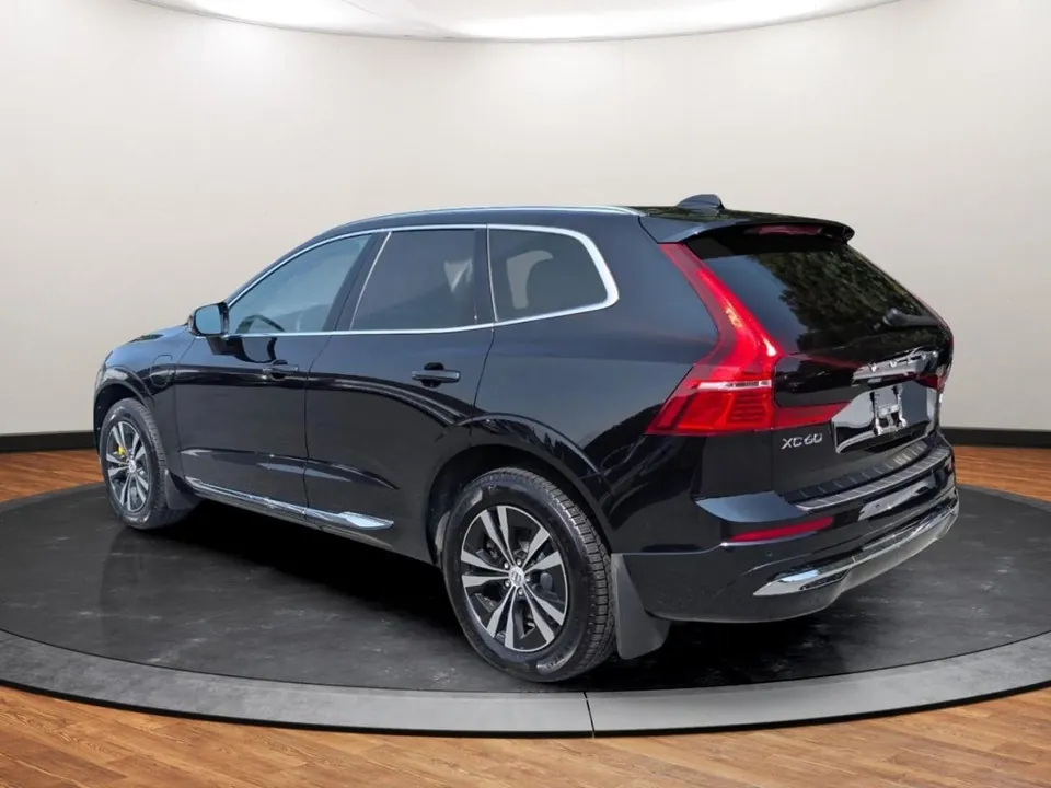 Volvo Xc60 2022 photo 2