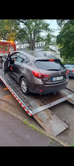 Mazda 3 2013 photo 3