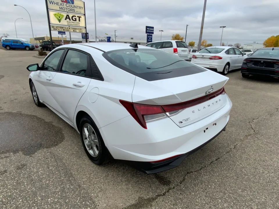 Hyundai Elantra 2023 photo 5