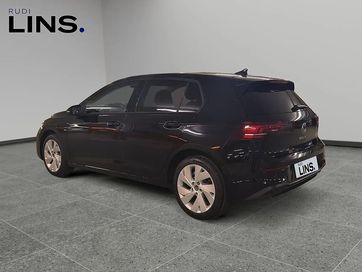Volkswagen Golf 2026 photo 3