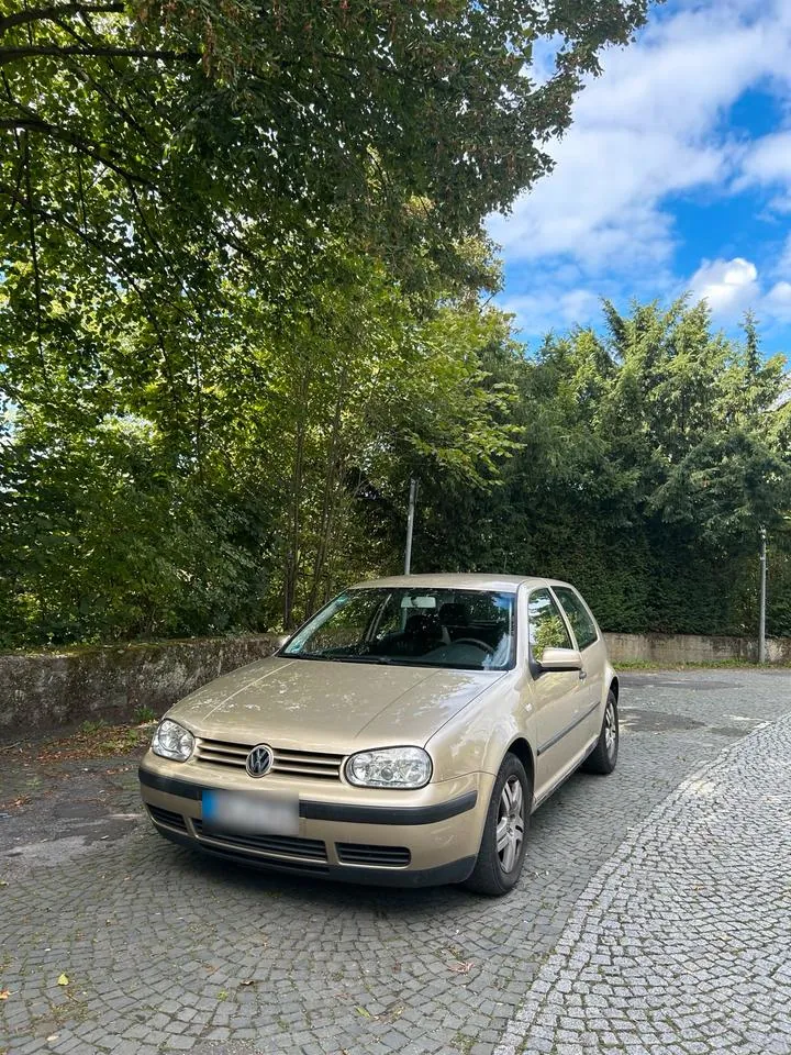 Volkswagen Golf 4