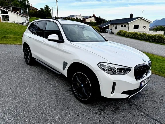 BMW Ix3 2021 photo 2