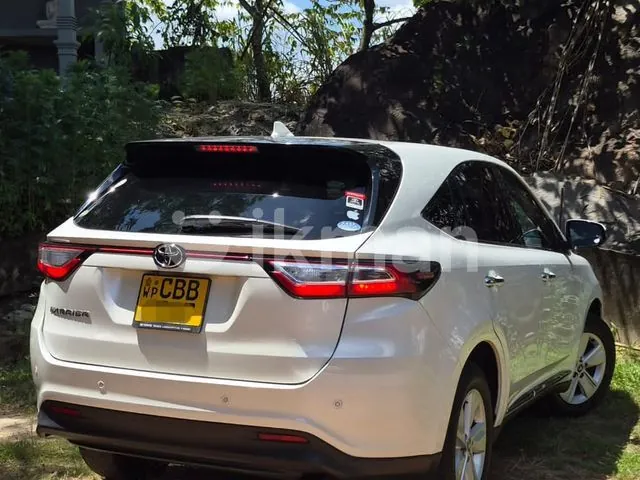 Toyota Harrier 2017 photo 3