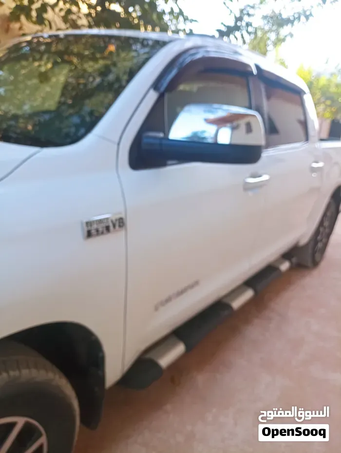 Toyota Tundra 2010 photo 5