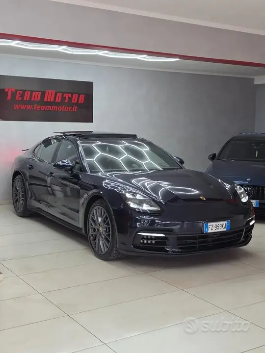Porsche Panamera