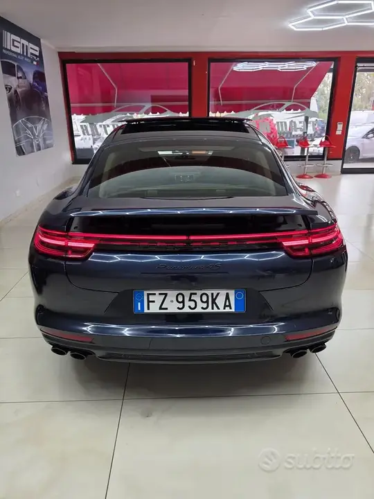 Porsche Panamera 2017 photo 5