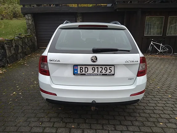 Skoda Octavia 2016 photo 4