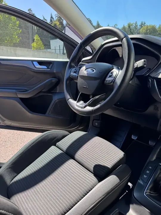 Ford Focus 2019 photo 3
