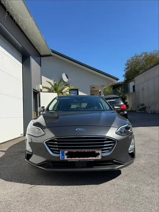 Ford Focus 2019 photo 2