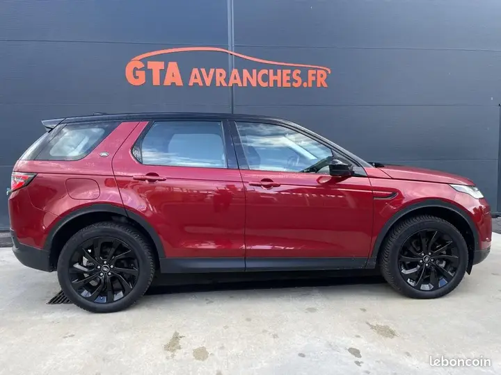 Land Rover Discovery Sport 2021 photo 3