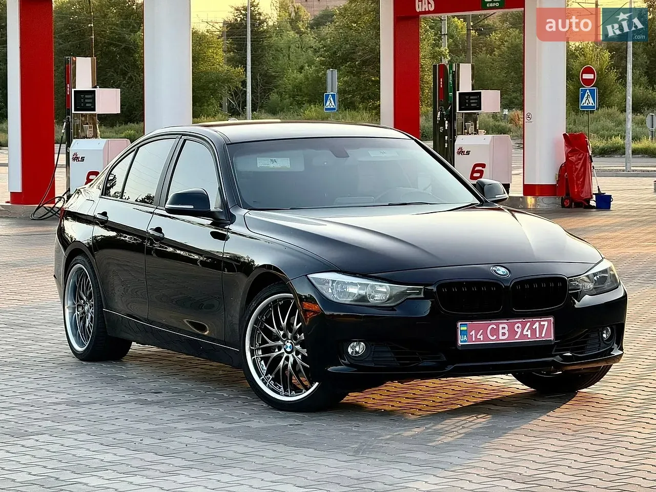 BMW 3 Series 2013 photo 5