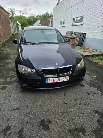 BMW E90